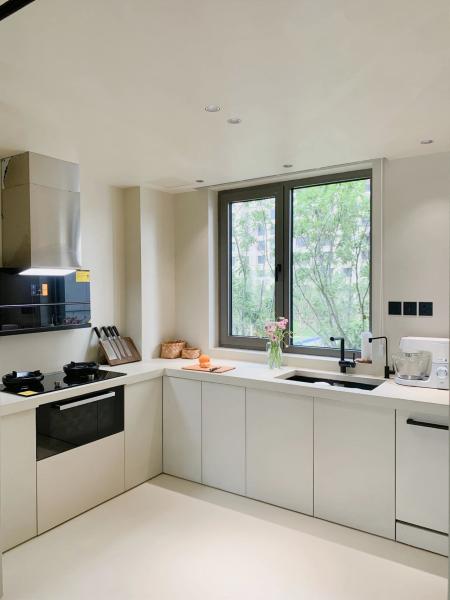 Armoires de cuisine de luxe personnalisables pour des designs uniques de maisons et d'hôtels