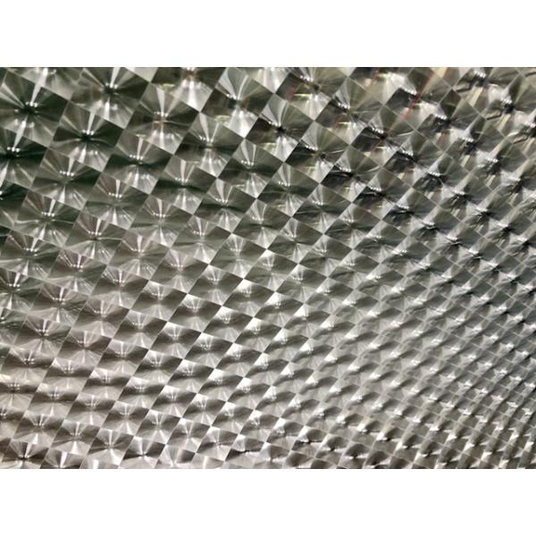 Película de lente 3D transparente personalizable en película de plástico con procesamiento de moldeo por soplado