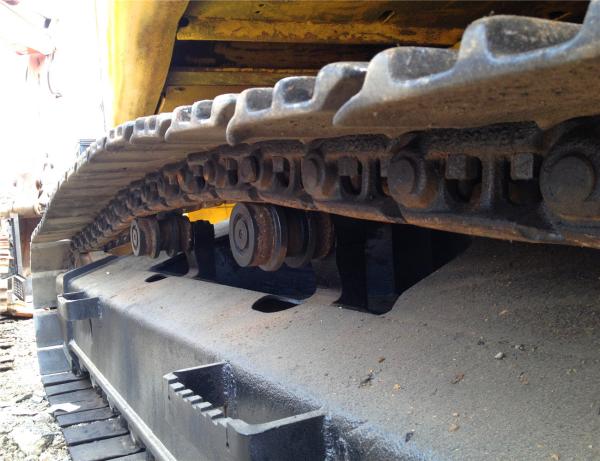                  Top 2 Brand Japanese Brand Komatsu Excavator PC220, 22 Ton Digger PC220-6 PC220-7 PC220-8 PC200 PC230 PC240 Hot Sale             