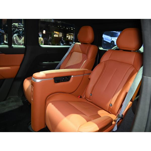 BAW Polestones 01 SUV hybride de taille moyenne Range étendu hors route Sept sièges