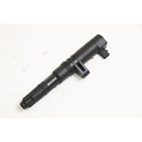 Black Renault Ignition Coil With High Performance 7700107177 0040100048 0986221001