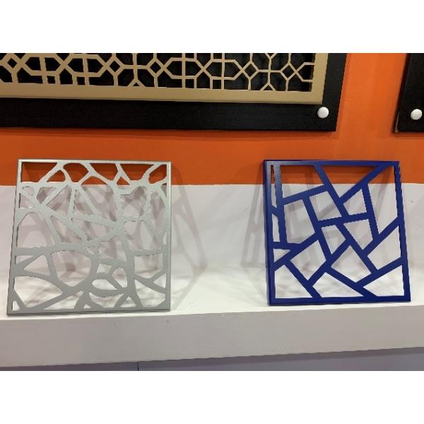 El laser de la decoración de la novedad cortó el panel de aluminio para el club de gama alta moderno