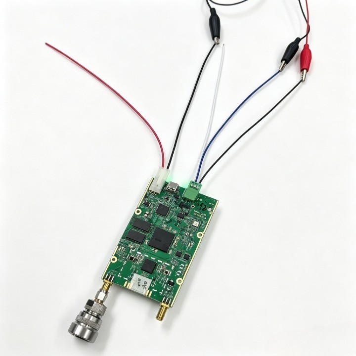 70MHz~6GHz Digital Signal Source Module 50–400MHz Signal Bandwidth Anti Drone Module