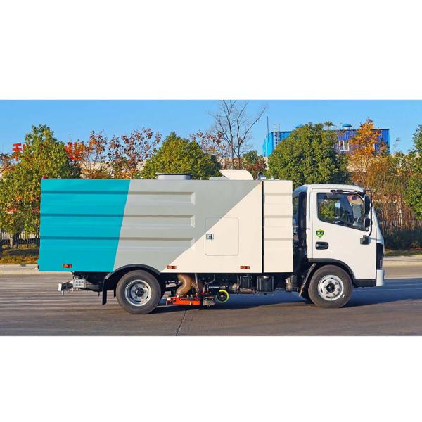 Energy Type Pure Electric Vacuum Road Sweeper for City Streets and Airport Runways