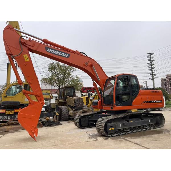 Used Doosan DX225 Excavator Medium Size Doosan Excavator