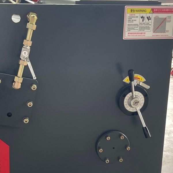 QC11K-4*2500 Hydraulic System Shearing Machine Swing Beam Shearer NC Controller E21S