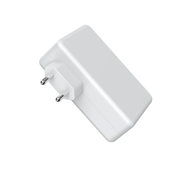 4 Port ErP 5V4.8A European USB Travel Charger Fireproof PC