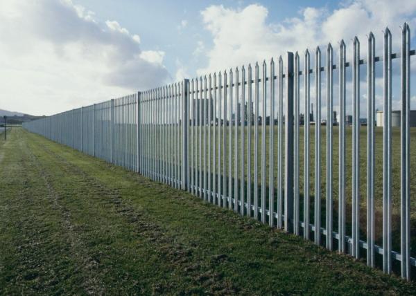 Anti Tamper Fixings Hdg Metal Palisade Fence For Industrial Units