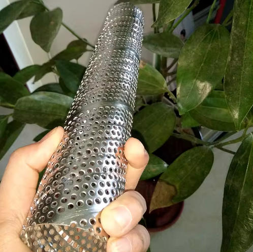 Stainless Steel Spiral Welded Porous Metal Mesh Screens Tube Sink Leaking Air Strainer 304 Perforated Filter Pipe