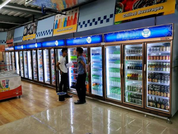 Reach-In Refrigerator With Swing Glass Door Merchandiser Beverage Display Fridge For Convenience Grocery Store