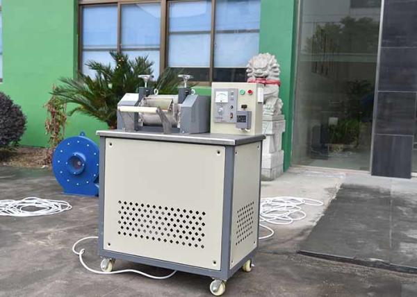 Stainless Steel Plastic Scrap Cutting Machine , 3.0 Kw Motor Waste Plastic Cutter Machine