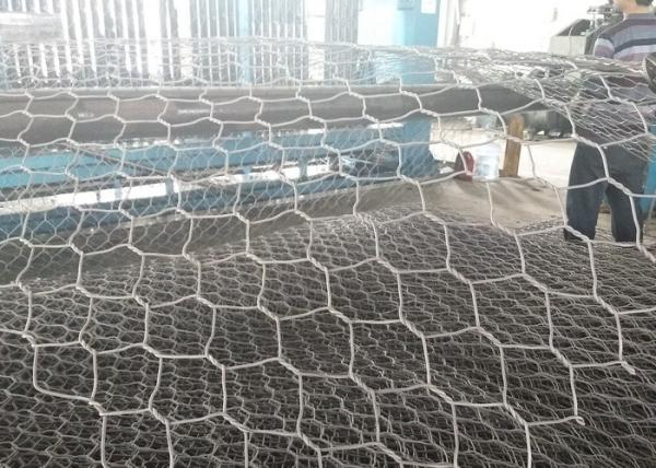 Hot Dipped Galvanized Woven Hexagonal Wire Mesh Gabion Basket 2.0-4.0mm Wire Guage for Erosion Control Project