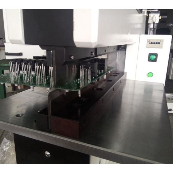 Automatic LED Strip PCB Depanel Machine YSVC-2
