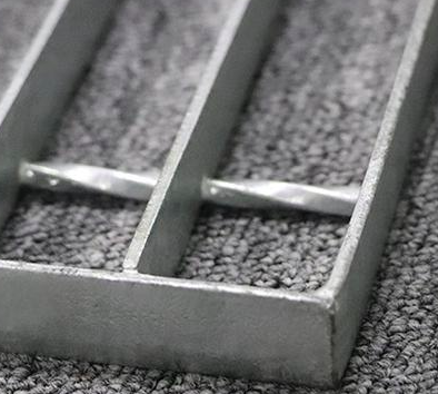 Q235 High Bearing metal Galvanized Steel Grid Panels Grating Customized