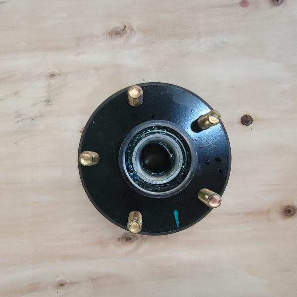 5*1/2» болт 114,3 PCD гальванизировал собрание 2200lbs эпицентра деятельности трейлера