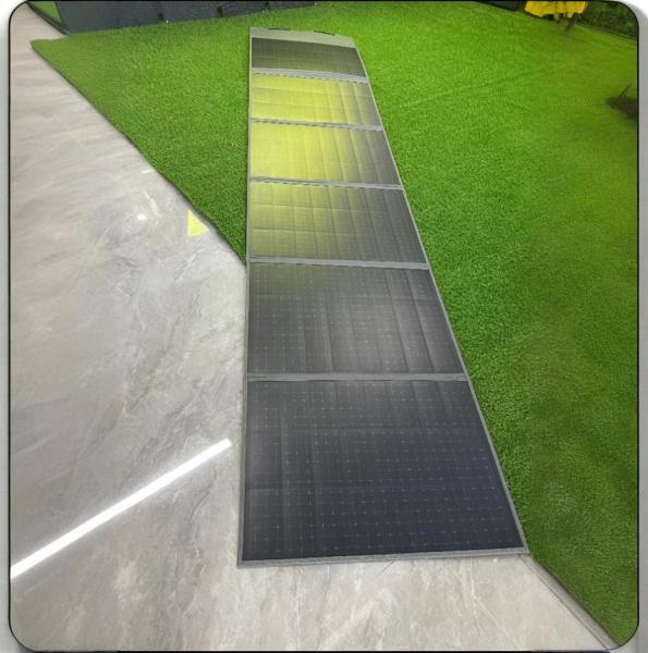 Panneau solaire photovoltaïque pliable mono 6 pliant haut polymère léger 400W pour hors réseau pour les commandes OEM