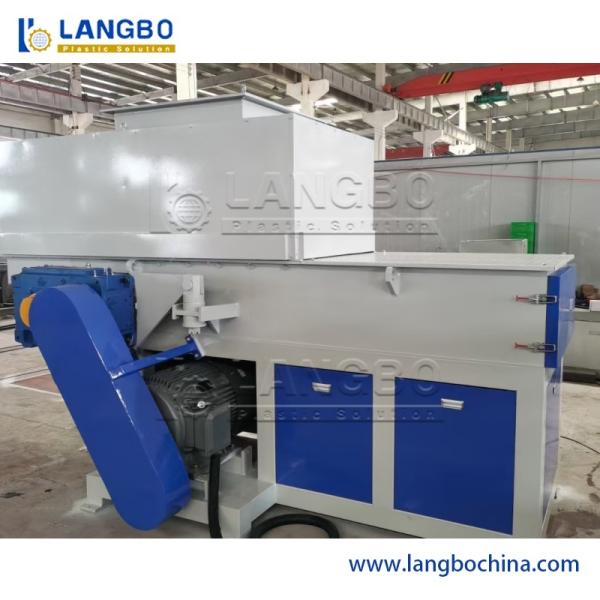 Plastic Shredder Grinder Crusher Machine Automatic Plastic Bottle Crushing Machine