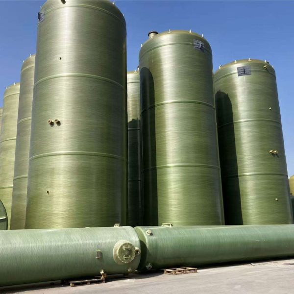 Leak Proof Sealed FRP Chemical Tank Molded Structure Fiberglass Chemical Storage Tanks