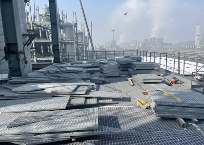 Hot Dip Galvanised Iron Steel Metal Grating For Polysilicon Steel Structure Plant