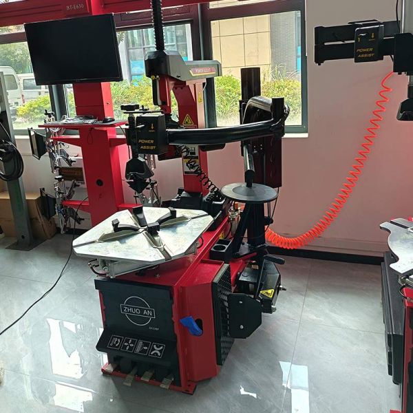 Semi Automatic Tire Changer Machine for 12-24 Inch Tires with Pneumatic Control and Martensitic Steel Removal Head