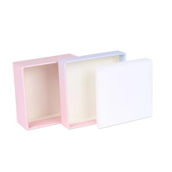 OEM Logo Cardboard Gift Packaging Box 5x5x3 Gift Box Environmentally Friendly Mailers