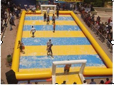 Customized Mad 's Over Sport 20x10m Inflatable Soap Football Arena / Inflatable Soapy Football