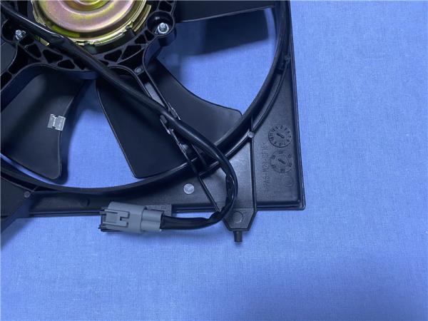 Engine Cooling System Radiator Fan Assembly 9023889 9046077 for CHEVROLET Epica 2006-2009 