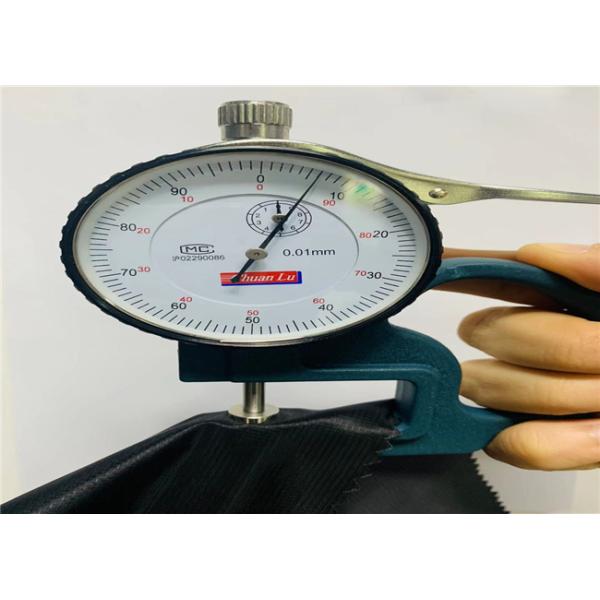 0,11 ткани бутылки Рипстоп повторно использованных нейлоном 100% мягких тонко мягко водоустойчивой для УЛЬТРАФИОЛЕТОВЫХ одежд защиты