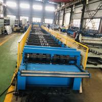 Servo depois de cortar o rolo do assoalho da plataforma que forma a máquina com 15 toneladas de Decoiler hidráulico