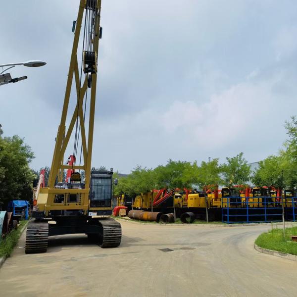 25T Lifting Pipelayer Pipe Laying Machine Hydraulic Transmission