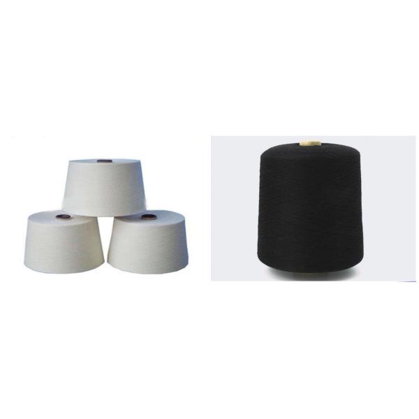 Le noir a teint les fils de coton organiques régénérés pour tricoter adapté aux besoins du client