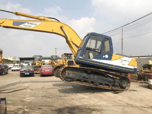 Used Japan Brand Excavator Kobelco 200-2 in Best Working Condition for Sale