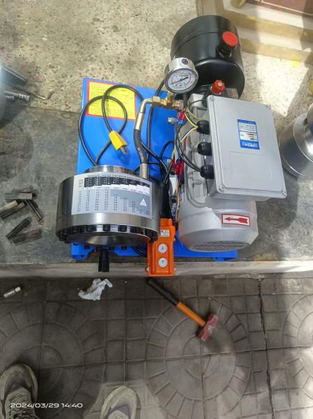 2.2 KW Motor 220V Hydraulic Hose Crimping Machine with 1 Inch Crimping Range for 6-25mm Hoses