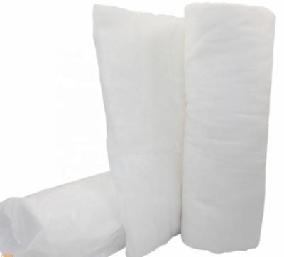 Rolo absorvente médico branco macio do algodão para feridas de limpeza de limpeza