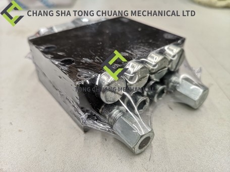 Zoomlion Concrete Pump Oil Separator 4JPQ-M Domestically Produced 4 Hole