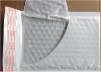 Fixez les poly annonces rayées par bulle scellées, sacs d'expédition de bulle de la livraison express