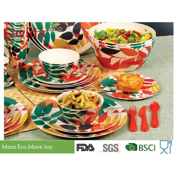 Round Shape Bamboo Fiber Dinnerware High Strength Fashionably Christmas Colors Design