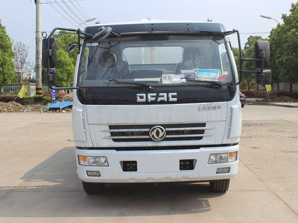 Dongfeng Dorika Run Star 8 mètres cubes Camion Aspirateur