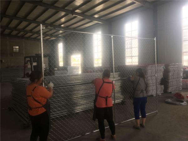 chain link temporary construction fence panels 6FT X 10F Mesh 2 3/8  x 2 3/8 ( 60mm x 60mm ) x 12 gauge wire