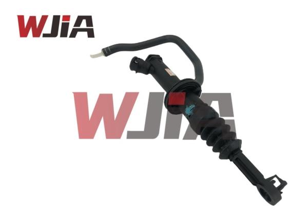 30610-2FL0A AUTO BRAKE SYSTEM PLASTIC CLUTCH MASTER CYLINDER PUMP FOR NISSAN VENUCIA