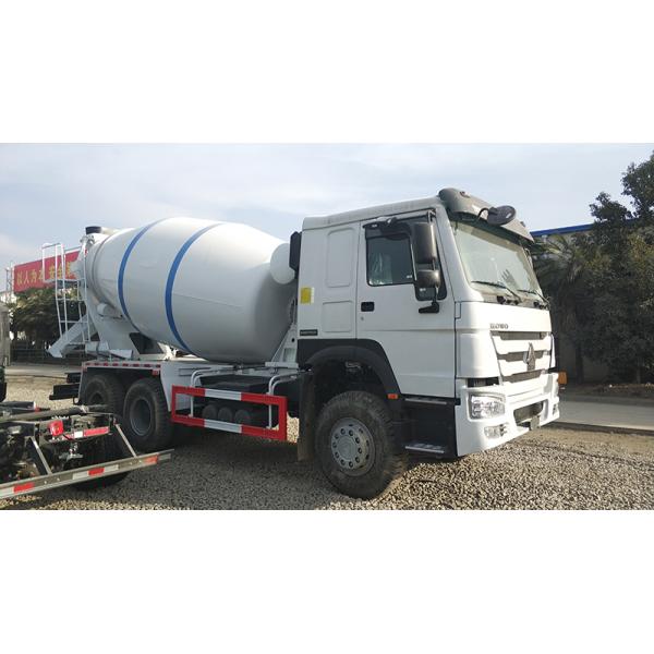 Euro 2 Sinotruk Howo 6x4 Mixer Truck With Tank Body 8 Cubic Meters