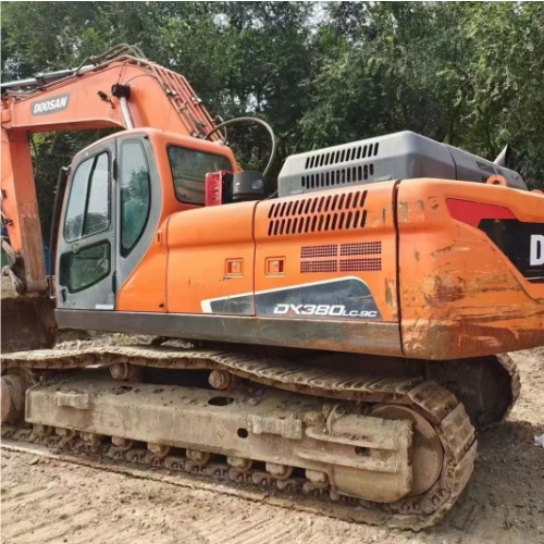 38 тонн Использованный экскаватор Doosan 380 с емкостью в 1,95 м3 в отличном состоянии