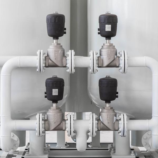 Gerador de oxigénio compacto e PSA para produção de oxigénio de alta pureza na indústria médica