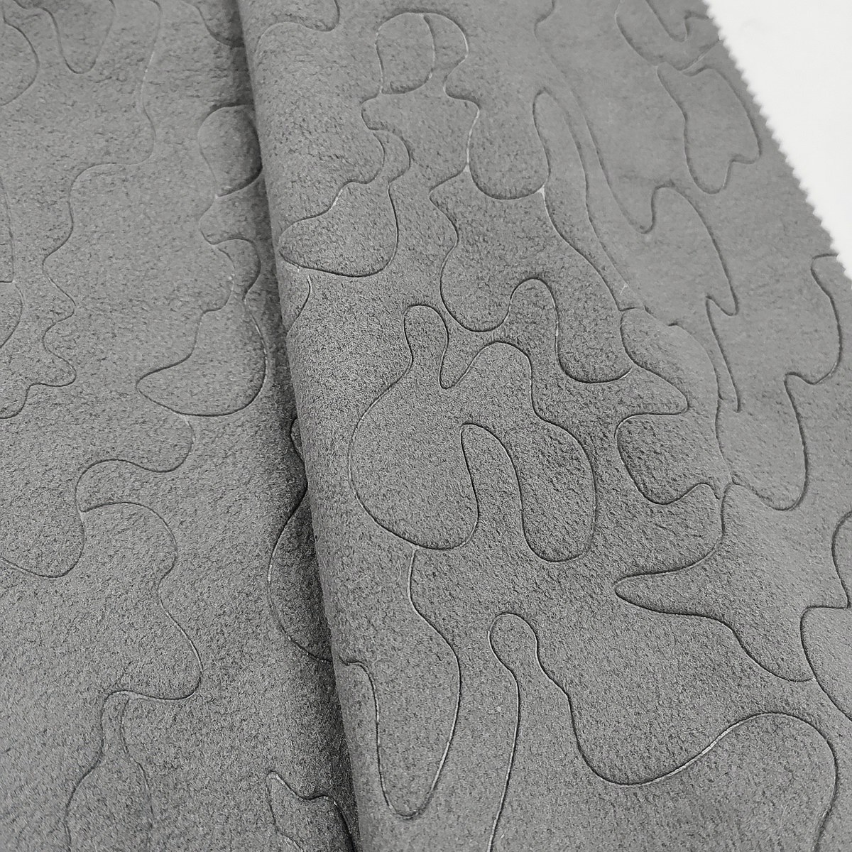 Сделанная по образцу выбитая ткань 220gsm Microfleece полиэстера