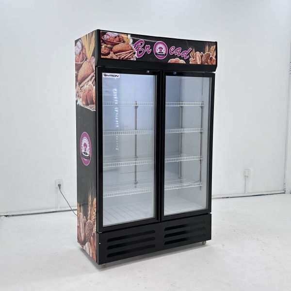 Three Door Commercial Beverage Cooler Single Temp Adjustable Shelf