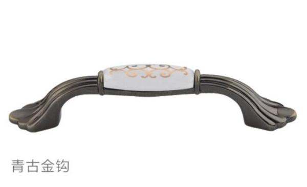 Scratch Resistant Kitchen Cabinet And Drawer Handles Furniture Hardware Parts
