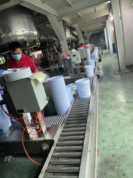 Resina Epoxi Transformadora Transparente com curto tempo de curado e boa resistência à abrasão