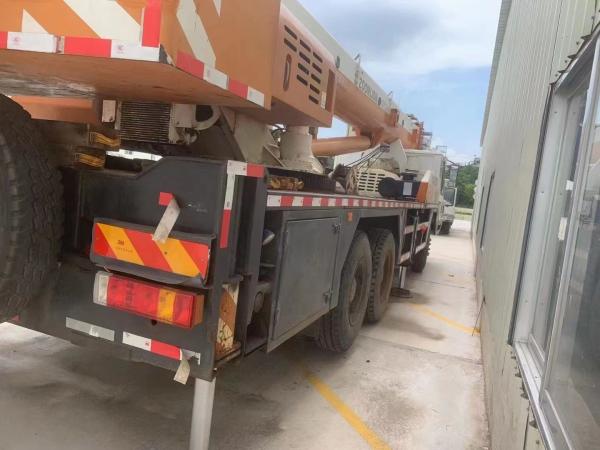 Équipement de levage de pousse pour camions Zoomlion