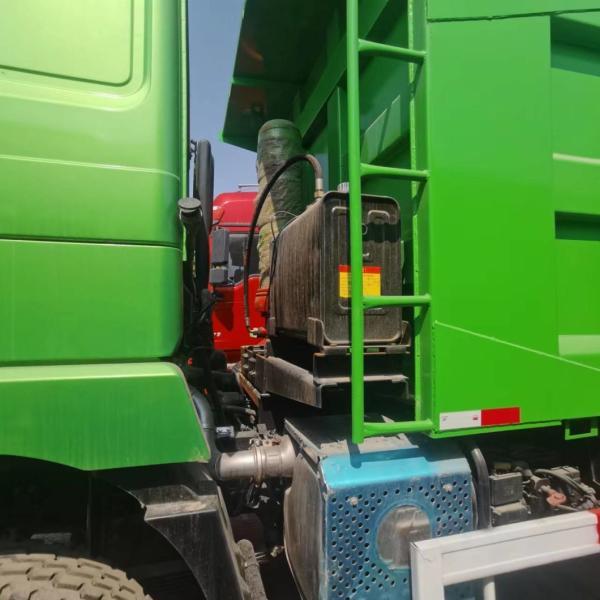 Tires 21-30t Load Capacity Dump Truck with 351-450hp Horsepower and Customized Design