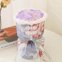 Les bouquets de fleurs de savon de style cheongsam, les fleurs artificielles et les fleurs éternelles sont pratiques à offrir à vos camarades de classe pendant la saison des diplômes et à votre petite amie le jour de la Saint-Valentin.